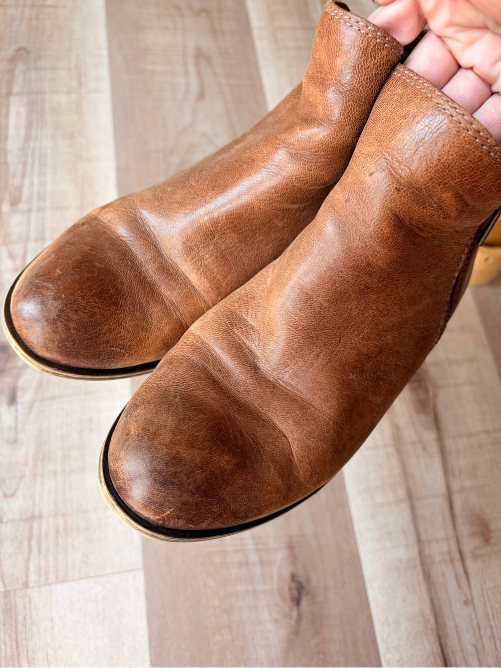 Lucky Brand Women's Tan Leather Basel Ankle Booties with Side Zip Size 9 - Picture 7 of 9